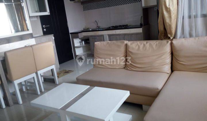 Disewakan 2 BR Hook 58m Furnish di Cervino Apt, Hanya 500m Dari Mal Kokas, Ari 2