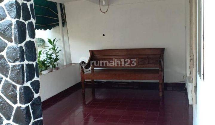 Rumah Bagus Unfurnished Hak Guna Bangun Di Taman Matraman Timur, Jakarta Pusat 1