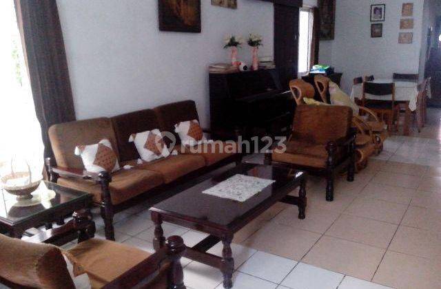 Rumah 2 Lantai Bagus Unfurnished Sertifikat Hak Milik di Klingkit, Jakarta Selatan 1