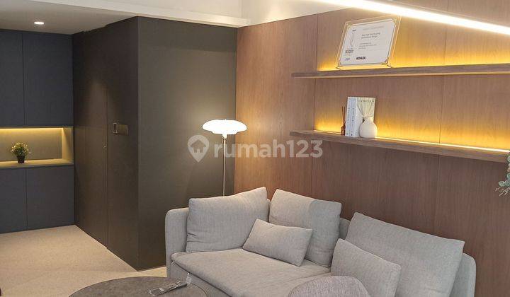 Rumah 2 Lantai Baru Semi Furnished Sertifikat Hak Milik Di Pahlawan Raya, Tangerang Selatan 1