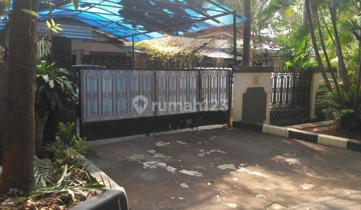 Rumah 2 Lantai Bagus Unfurnished Sertifikat Hak Milik Di Delman Raya, Jakarta Selatan 2