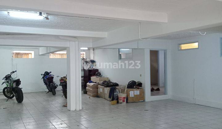 Rumah Kontrakan 3 Lantai Bagus Semi Furnished Sertifikat Hak Milik di Niaga Hijau Raya, Jakarta Selatan 1