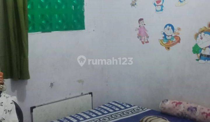 Rumah Semi Furnished Sertifikat Hak Milik di Gang Saumin, Jakarta Selatan 1