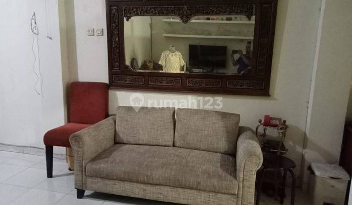 Rumah 3 Lantai Bagus Semi Furnished Sertifikat Hak Milik di Radio Dalam, Jakarta Selatan 2