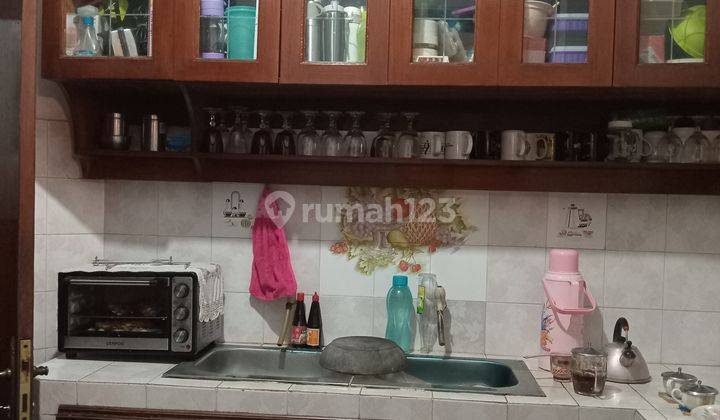 Rumah Semi Furnished Bagus SHM - Sertifikat Hak Milik di Ciomas Raya, Kebayoran Baru 1