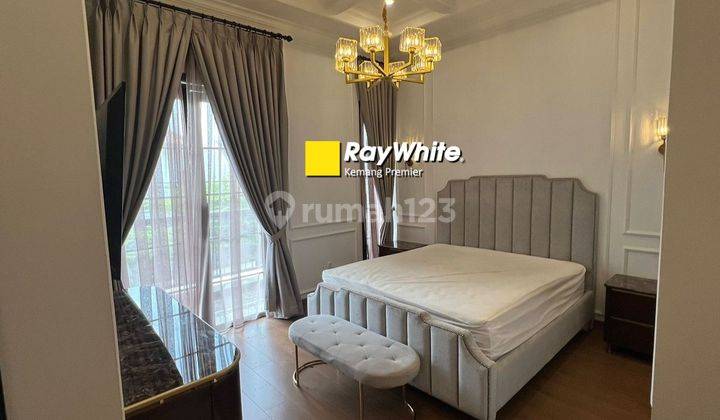 Rumah 2 Lantai Baru Semi Furnished Sertifikat Hak Milik di Sawo Manila, Jakarta Selatan 2