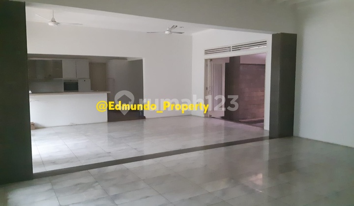 Rumah Bagus Unfurnished SHM Mampang Prapatan, Jakarta Selatan