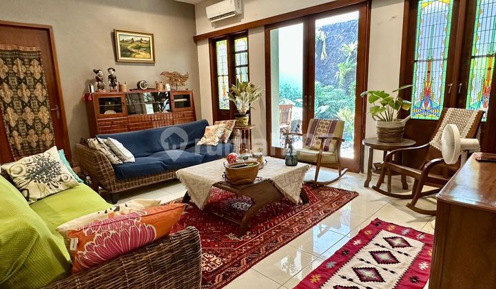 Nice Rented House Furnished SHM Cipete, South Jakarta