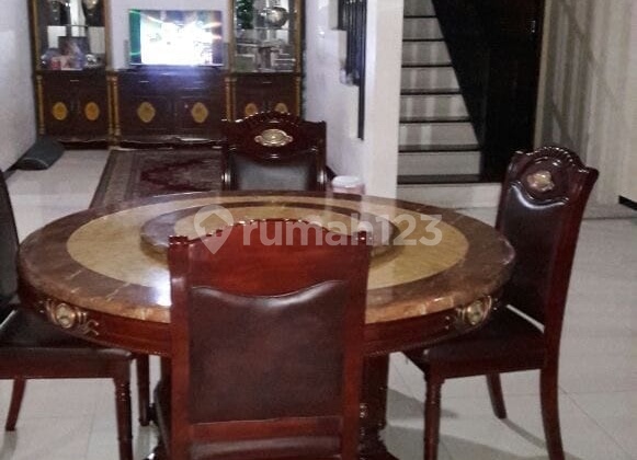 Rumah Bagus Unfurnished SHM Kemang Pratama, Bekasi