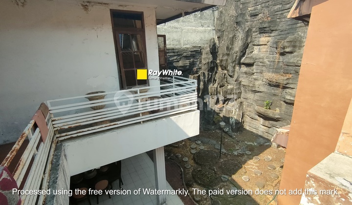 Nice Semi-Furnished House with SHM Certificate, Menteng, Central Jakarta 2