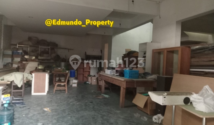 Good Shop House 250 m2 SHM Pos Pengumben, West Jakarta