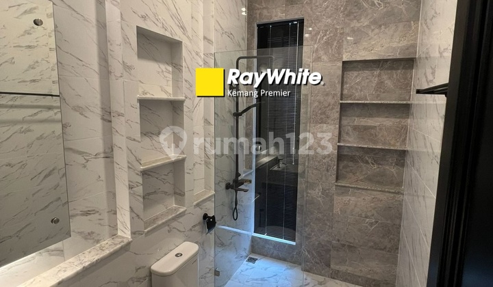 Rumah Baru di Jual Jl. Sawo Manila, Jaksel 2