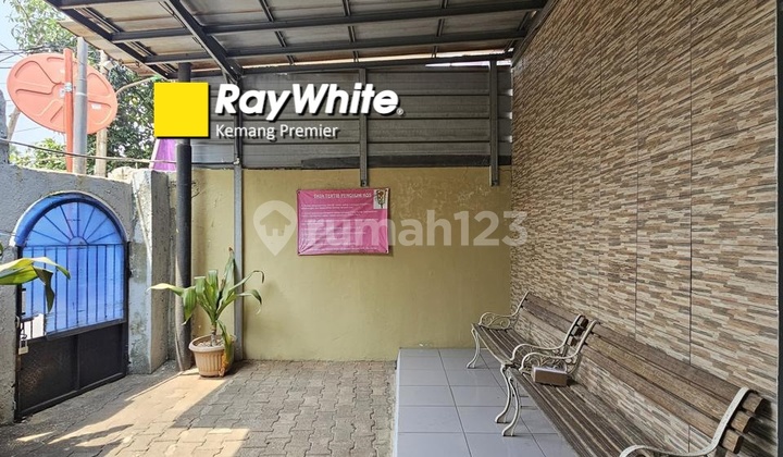 Ruang Usaha Bagus 300 m2 SHM Pondok Labu, Jakarta Selatan