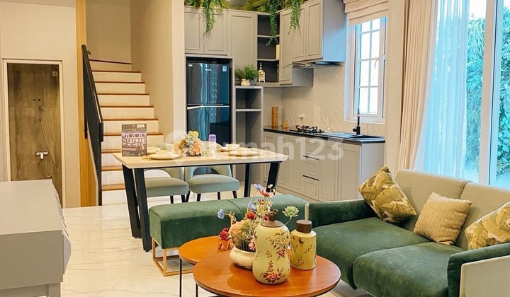 Nice House Unfurnished SHM East Ciputat, South Tangerang