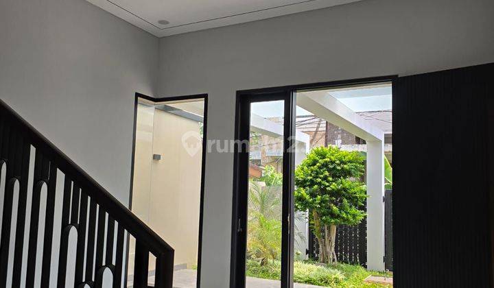 Rumah Cempaka Putih Siap Huni, Sudah Renovasi Hadap Utara 1