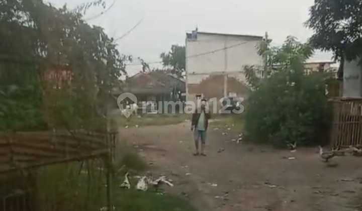 Wide Land Area 1700m² on Jl. Raya Salembaran, Kosambi District, Tangerang Regency Wide Land Area 1700m² on Jl. Raya Salembaran, Kosambi District, Tangerang Regency