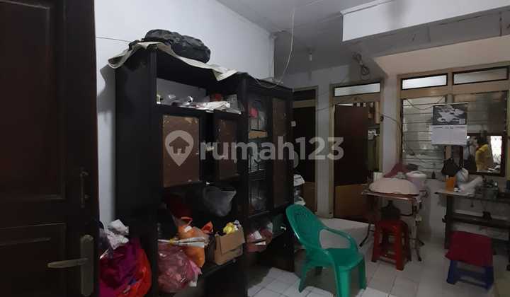 Rumah tua 1 lantai luas tanah 84m² perum Daan Mogot Estate Kapuk kec. Cengkareng Jak Bar