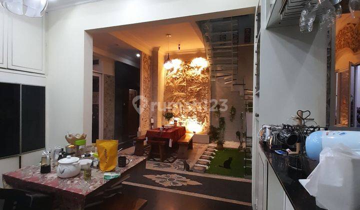 Rumah Interior Ekterior Bali Modern 3 Lantai Luas 700m² Perum Duta Garden di Jl. Jurumudi Tangerang 2