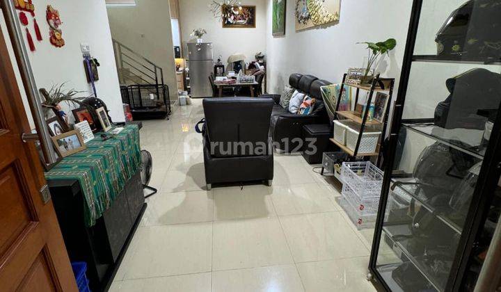 Rumah 3,5 Lantai Perum Taman Nyiur 2 di Jl. Sunter Agung Jak ut 2