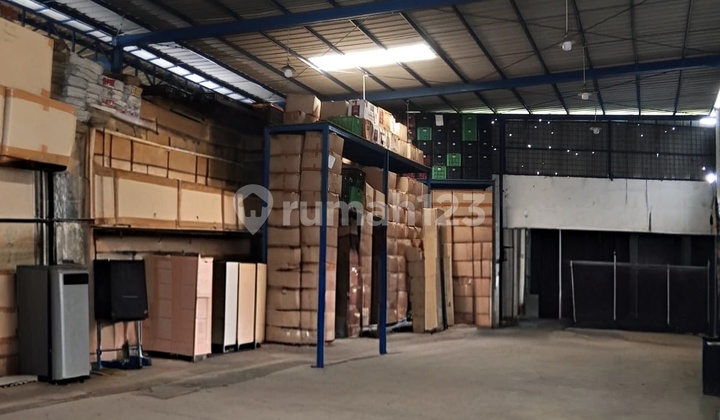 Gudang luas tanah 300m² kawasan industri pergudangan Pantai Indah Dadap kec. Kosambi kab. Tangerang