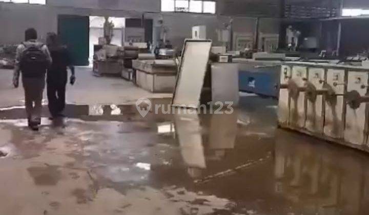 Gudang Ex Pabrik Luas 2880m² Kawasan Industri Pergudangan Kec. Periuk Tangerang 2