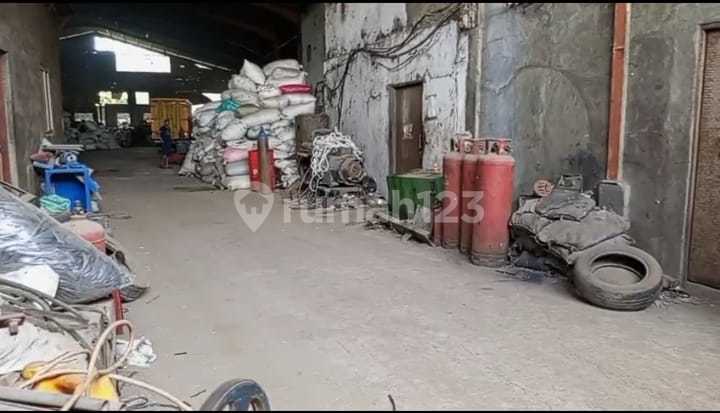 Gudang ex pabrik luas tanah 5000m² di jl. raya Kalibaru kec. Pakuhaji kab. Tangerang Gudang ex pabrik luas tanah 5000m² di jl. raya Kalibaru kec. Pakuhaji kab. Tangerang