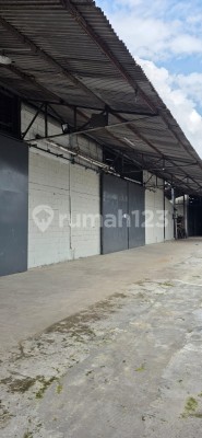 Gudang luas tanah 360m² dalam kawasan pergudangan di jl. Narogong Bekasi 