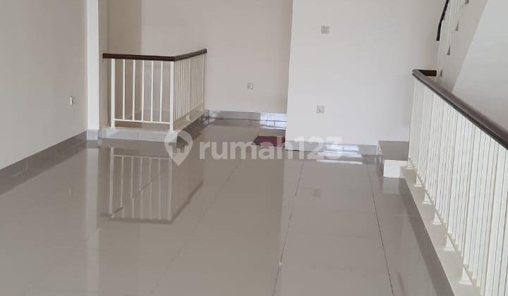 Ruko 3,5 Lantai Luas Tanah 67M² Rukan Wall Street Green Lake City Cipondoh Tangerang (Nn)