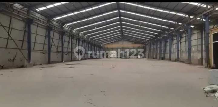 Gudang Luas Tanah 1600M² Kawasan Industri Pergudangan di Jl. Kav Dpr Cipondoh Tangerang