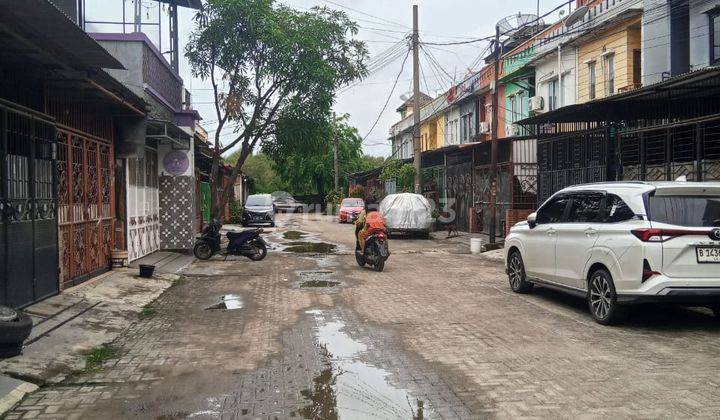 Rumah 3 Lantai Luas 136m² Perum Puri Kamal di Jl. Raya Kapuk Kamal Dadap Tangerang 2