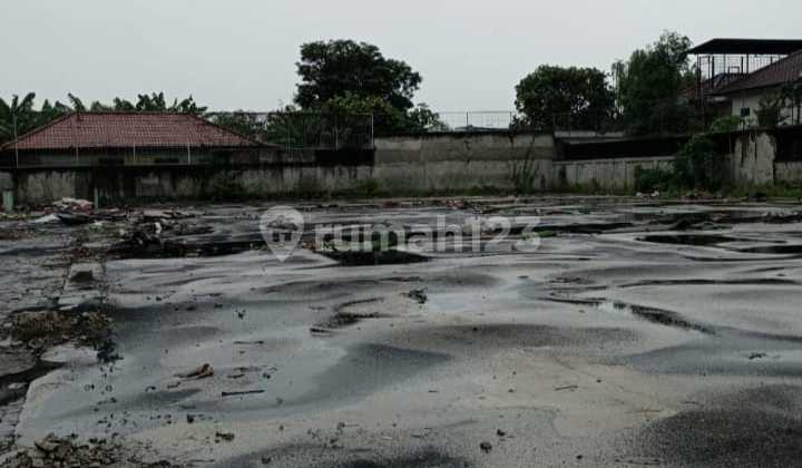 Tanah Datar Siap Pakai Luas 1800M² Siap Pakai di Jl. Raya Kalideres Jak-Bar (Ys)