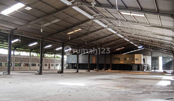Gudang Ex Pabrik Luas 3100m² Kawasan Industri di Jl. Pembangunan Kota Tangerang 1
