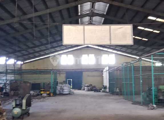 Warehouse Ex Factory Area 2.2ha on Jl. Moh. Toha, Periuk District, Tangerang City Warehouse Ex Factory Area 2.2ha on Jl. Moh. Toha, Periuk District, Tangerang City
