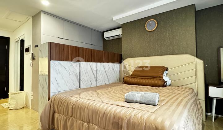 Springhill Terrace Studio Type Furnished Apartment on Jl. Pademangan Timur, Central Jakarta