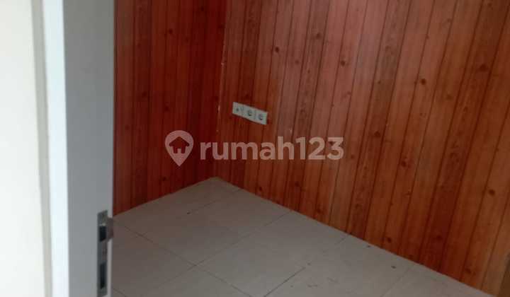 2-Story Fully Renovated House in The Pasadena Residence, Cengkareng, West Jakarta 2