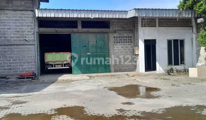 Gudang Luas Tanah 1100M² di Kp. Melayu Kec. Teluk Naga Kab, Tangerang