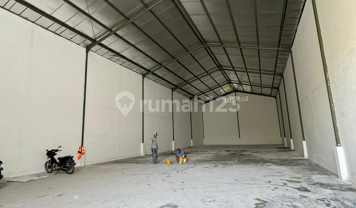 Gudang Baru luas tanah 582m² posisi hook kawasan industri pergudangan Royal Kosambi kec. Kosambi kab. Tangerang Gudang Baru luas tanah 582m² posisi hook kawasan industri pergudangan Royal Kosambi kec. Kosambi kab. Tangerang