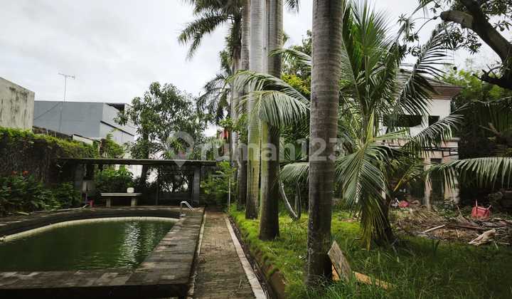 Land & Building Area 1885M² Villa Taman Bandara Dadap Housing Complex, Tangerang Regency
