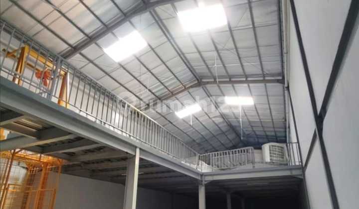 2-story warehouse with 400m² land area on Jl. Daan Mogot Raya, West Jakarta 2-story warehouse with 400m² land area on Jl. Daan Mogot Raya, West Jakarta