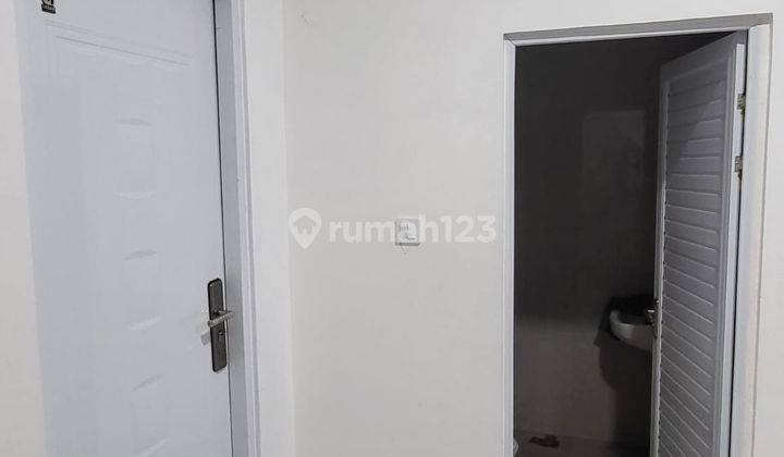 Rumah 3 Lantai Furnished di Metland Puri Cluster Gardenia, Jakarta Barat 2