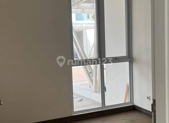 Rumah 2 Lantai Baru Unfurnished di Metland Puri, Jakarta Barat 2