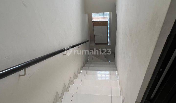 Disewakan Rumah Cantik, Siap Huni, di Taman Osaka Lippo Karawaci 2