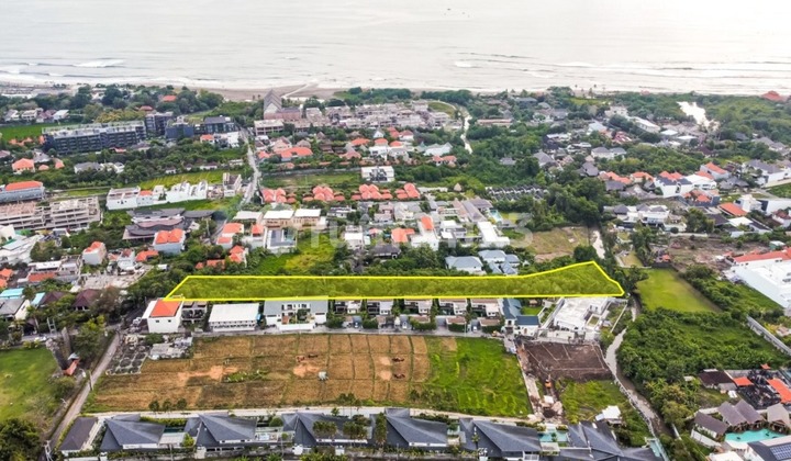 Dijual Cepat Tanah Pinggir Sungai Dekat Pantai Berawa, Bali