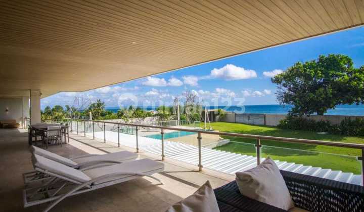 Dijual Cepat Luxury Beachfront Villa di Berawa, Canggu