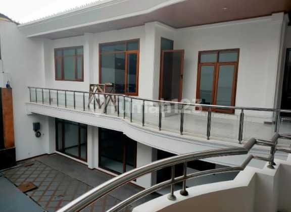 Dijual rumah di HOLIS REGENCY