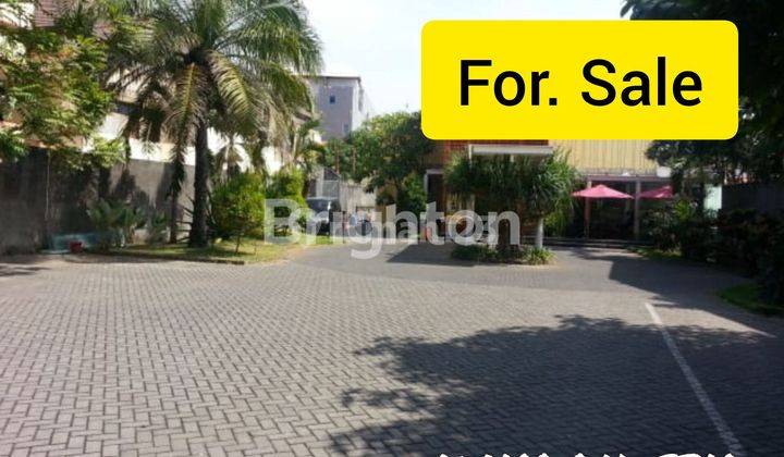 Gedung area parkir luas @Kayoon Surabaya 1