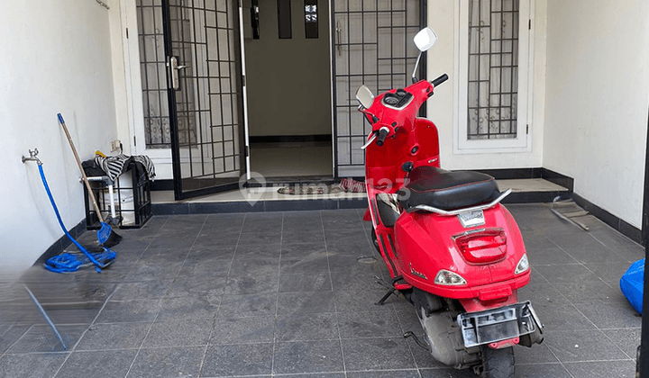 RUMAH GANDENG DALAM KOMPLEK GREEN GARDEN KEBON JERUK 2