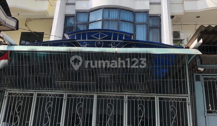 Rumah Bagus Jelambar Uk. 5x 22 Shm  1