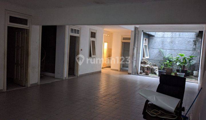 Rumah Mewah 2 Lantai Lokasi Strategis di Pejaten Mas, Pasar Minggu, Jakarta Selatan 2