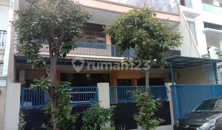 DIJUAL RUMAH SUNTER 185m2 NYAMAN, STRATEGIS, LOKASI BAGUS, KODE YE